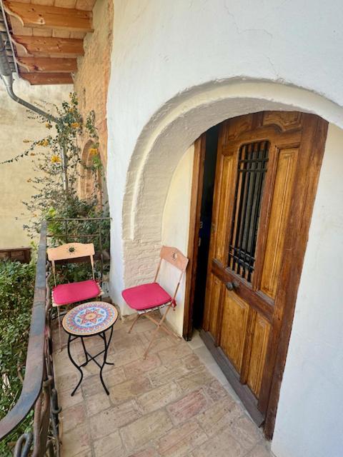 Oliva Courtyard Guesthouse ภายนอก รูปภาพ