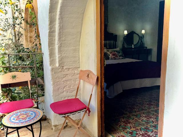 Oliva Courtyard Guesthouse ภายนอก รูปภาพ